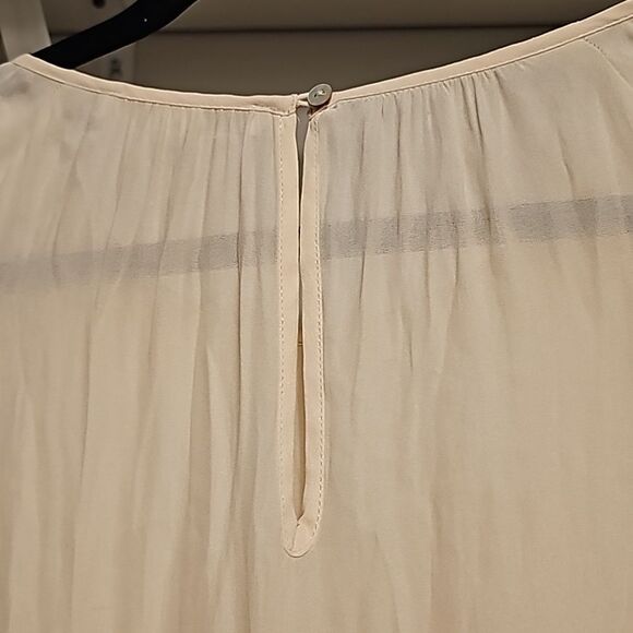 Forever 21 semi-sheer long sleeve blouse - Picture 4 of 4